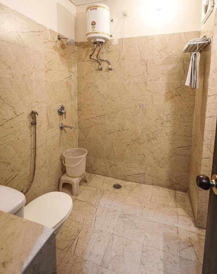 Hotel The Leaf - Gomti Nagar Lucknow Extérieur photo
