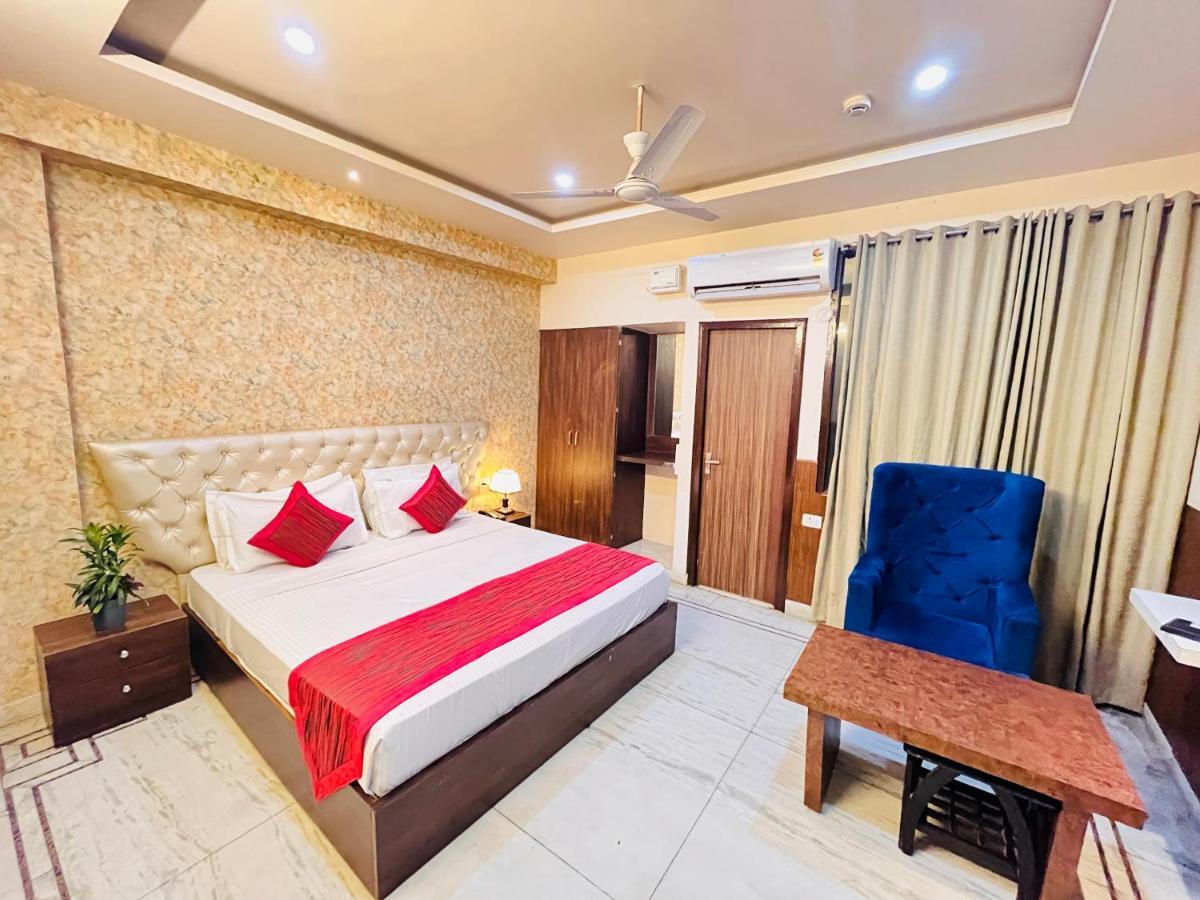 Hotel The Leaf - Gomti Nagar Lucknow Extérieur photo